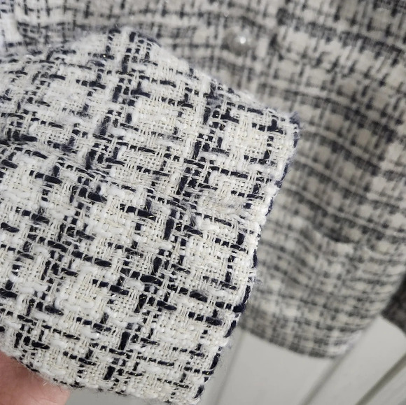 H&M mid length button up Boucle plaid coat regencycore sparkle woman medium - Picture 5 of 10